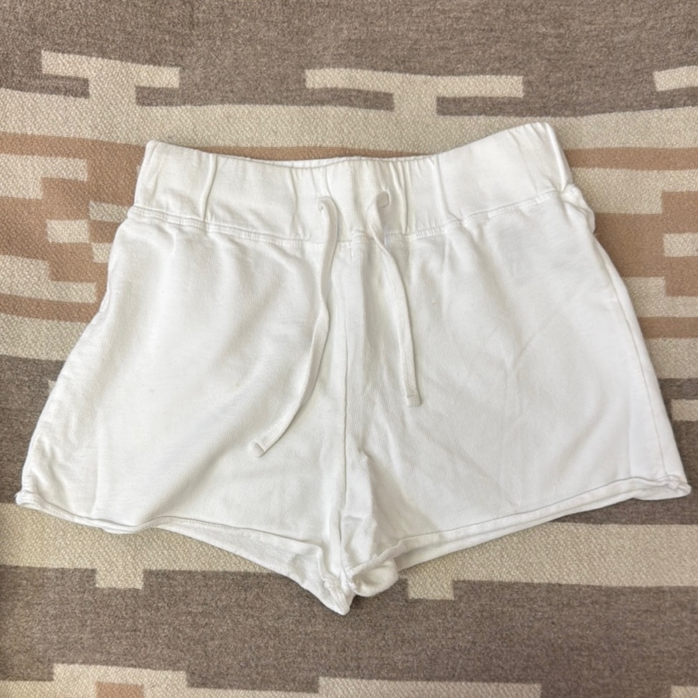 James Perse White Cotton shorts!